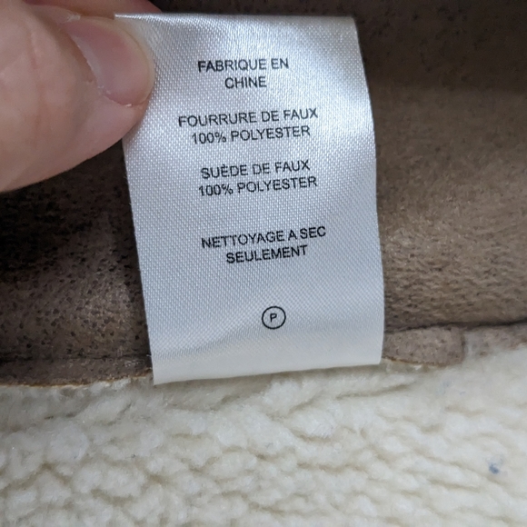 Velvet by Graham & Spencer faux suede vest. Size small. - Picture 6 of 6